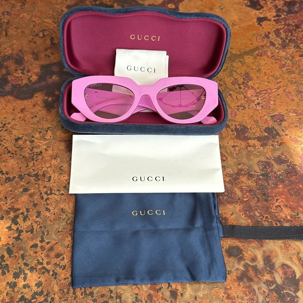 Gucci Pink Geometric Acetate Butterfly Sunglasses Oversized GG Logo w/ Case - Picture 3 of 13
